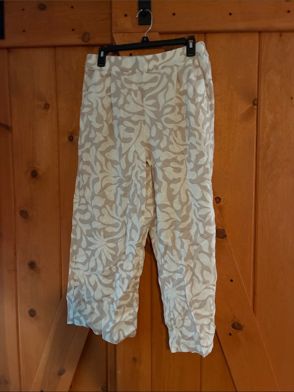 Lou & Grey Light Beige Floral Linen Blend Crop Pants Linen & Cotton Blend